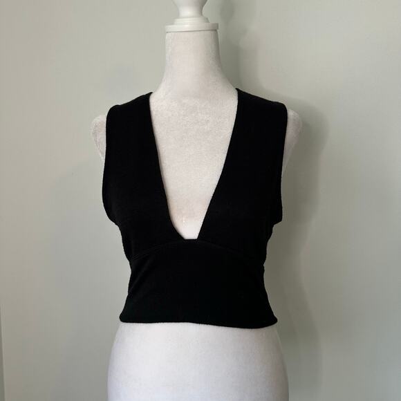 Wilfred Free black v-neck crop tank top size M - Picture 2 of 12